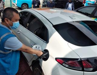 PLN Jatim Tambah 10 SPKLU Kendaraan Listrik