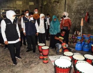 Gubernur Jatim Mulai Berburu Desa Yang Memiliki IKM.  Tujuan Hanya...