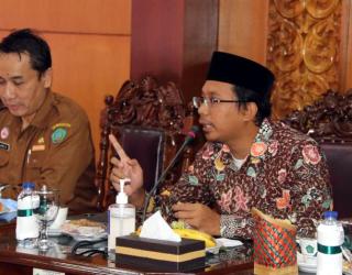 Bupati Sidoarjo  Minta OPD Harus Kerja Keras. Kalau Tidak...