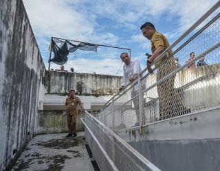 “Bim Salabim”…Eri Cahyadi Ubah Kolam Renang Jambangan Jadi Tempat Wisata Alam dan Keluarga