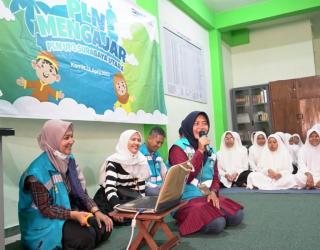 Pegawai PLN Mengajar, Bagikan Ilmu Kelistrikan Hingga Kebahagiaan Ramadhan Untuk Siswa Sekolah Dasar dan Panti Asuhan