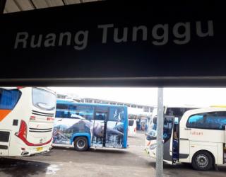 Sopir Bus Tunggu Pemudik