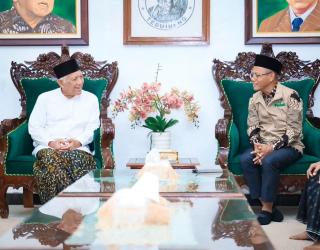 Berbagi Kebahagiaan Ramadhan, PLN Salurkan Bantuan ke 8 Pondok Pesantren di Jawa Timur