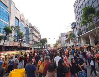 Festival Rujak Uleg 2023, Kya-Kya Mulai Digeruduk Ribuan Pengunjung