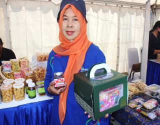 Dari Madumangsa Sampai Ekspor Sandal