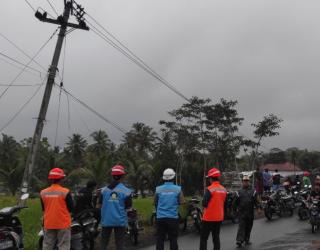 PLN Gerak Cepat Pulihkan Pasokan Listrik Akibat Banjir Bandang di Wilayah Lumajang