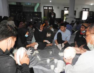 Kala Anak Berkebutuhan Khusus Cakap Membuat Topeng Malangan