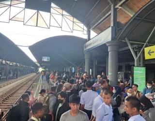 Libur Sekolah, Penumpang Commuter Line Surabaya Naik 25 Persen
