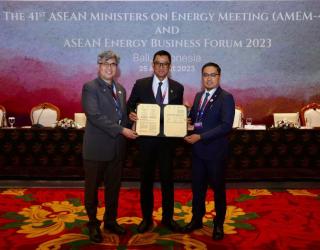 PLN Gandeng 2 Perusahaan Listrik Malaysia Kembangkan Sistem Interkoneksi Antar Negara