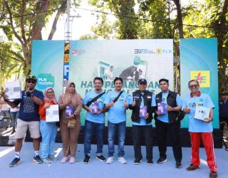 Hari Pelanggan Nasional 2023, PLN Gelar Konvoi Kendaraan Listrik hingga Bagi-Bagi Doorprize
