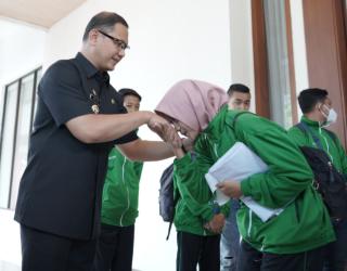 Dinas Pendidikan Provinsi Jatim Lepas Kontingen O2SN