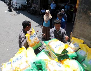 Laju Inflasi Surabaya Berhasil di Tekan. Ini Yang di Lakukan Wali Kota Surabaya