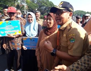 Lewat Program RTLH Walikota Sutiaji Mampu Mensejahterakan Warga Kurang Mampu