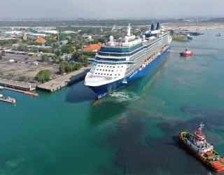 Kapal Pesiar Jumbo Sandar di Bali, Orang Dalam Bilang Begini
