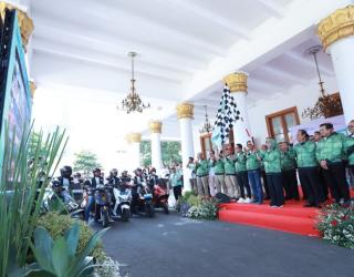 Bersama Pemprov Jawa Timur PLN Kembali Cetak Rekor MURI