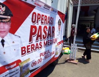 Operasi Pasar Turunkan Harga Beras di Kabupaten Malang
