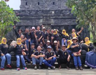 Reuni Emas SMPN 11 Surabaya. Kenang Masa Indah di Sekolah