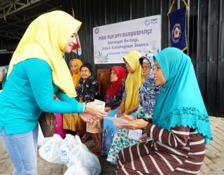 Rayakan Hari Ibu, PLN Berbagi Kebahagiaan bersama Ratusan Penerima Manfaat di Jawa Timur