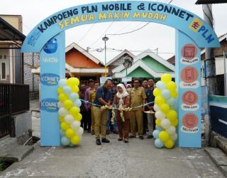 Tingkatkan Customer Experience, PLN Resmikan Kampung PLN Mobile di Berbagai Wilayah Jawa Timur