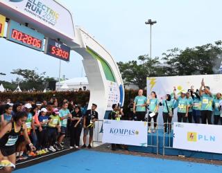 PLN Electric Run 2023 Berhasil Kurangi Emisi 11.880 Kg CO2