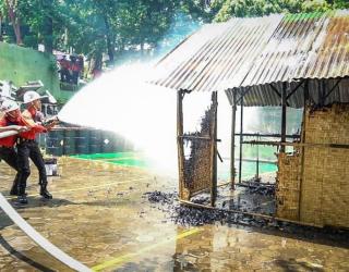 Tingkatkan Kesiapsiagaan Bahaya Kebakaran dan Huru-Hara, PLN Gelar Simulasi Tanggap Darurat di Berbagai Daerah