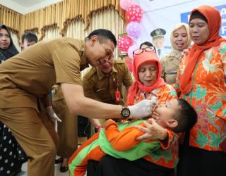 Penjabat Wali Kota Malang Pastikan Balita Imunisasi Polio