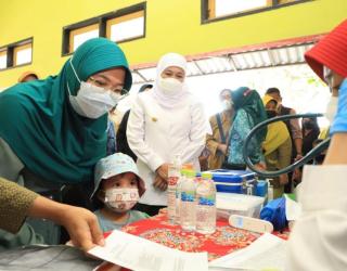 Jangkauan Imunisasi Anak di Jatim Capai 105,93%