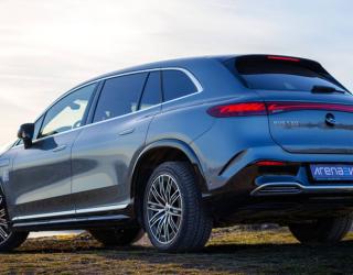 Mercedes Revisi Target Penjualan Mobil Listrik