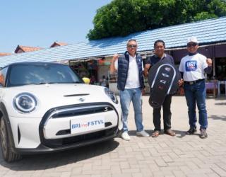 BRI Gelar BRImo FSTVL 2024, Nasabah Sumenep Dapat Mini Cooper Electric