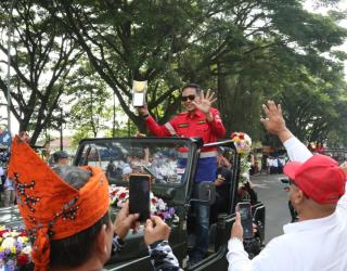 Kirab Piala Adipura, Penjabat Wali Kota Malang: Penghargaan Ini Prestasi Dari Masyarakat