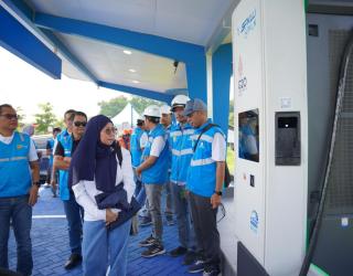 Sambut  Idul Fitri 1445 H, PLN Tambah 23 Unit SPKLU di Sepanjang Tol Ngawi - Situbondo
