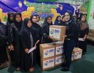 BRI BO Tanjung Perak Salurkan Paket Sembako untuk Anak Yatim Yayasan Khadijah