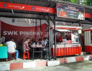 Bank Jatim Revitalisasi Sentra Wisata Kuliner Pinghay Surabaya