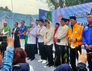 Didukung 15 Parpol, Khofifah & Emil Dardak Maju Lagi di Panggung Pilkada Jatim.