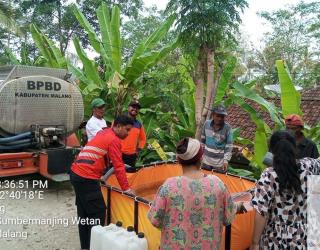 Peduli Bencana Kekeringan, PLN Nusantara Power UP Brantas Distribusikan Air Bersih di Kabupaten Malang