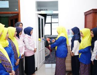 Srikandi PLN Resmikan Fasilitas Child Care dan Beragam Kegiatan Sosial Peringati HLN ke-79