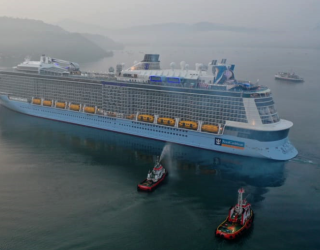 Pelindo Sukses Sandarkan Cruise Terbesar di Indonesia