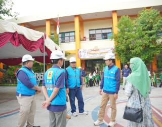 Jelang Pilkada, GM PLN UID Jatim Lakukan Inspeksi Kelistrikan di Sejumlah KPU