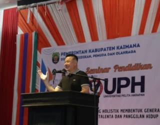 Banyak Keluhan Dari Masyarakat Soal Guru Tinggalkan Kelas . Bupati Kaimana Murka