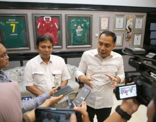 Sungai di Surabaya Sadang Tidak Baik. Wali Kota Surabaya Bilang Begini