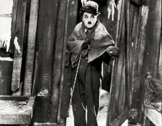 Charlie Chaplin. Bintang yang Bersinar Ditempa Penderitaan