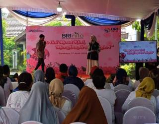 Berdayakan Wanita, BRI Hadirkan Program BRInita di Kelompok Usaha Kosagrha Lestari