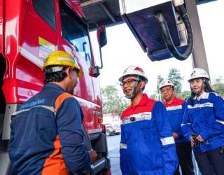 Direktur Pertamina Patra Niaga Pantau Langsung Tambahan Pasokan BBM Untuk Jember 