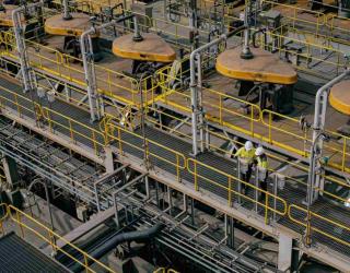 Harga Emas Tinggi, Pendapatan Merdeka Copper Gold Kuartal I/2025 Capai US$502 Juta