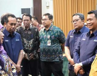Khofifah Pastikan Bantu Percepatan Ekstensifikasi Lahan Tebu, 70.000 Ha Difokuskan di Jatim