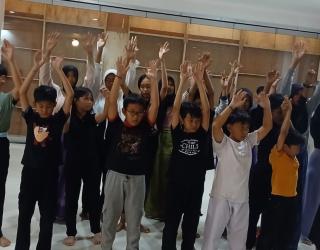 BMS Pentaskan Dongeng Nusantara di ArtSubs 2025, Melawan Arus Budaya Asing