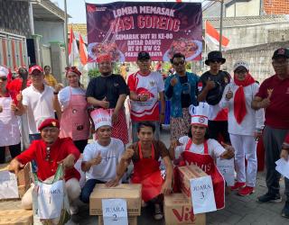 Semarak HUT RI ke-80, Warga RT 01 RW 02 Pakal Adu Kreasi Lomba Nasi Goreng