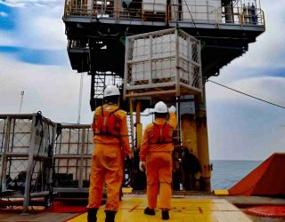 Ini Dia Kapal Tunda, Armada Tangguh Pelindo Marine di Laut Lepas