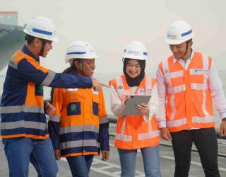 Terminal Teluk Lamong dan Komitmen Membangun Lingkungan Kerja Bersih