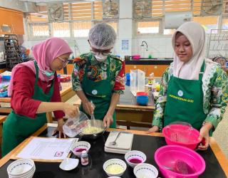 Pertamina Patra Niaga & Siswa SMA YPM 2 Kembangkan Inovasi Pangan Tinggi Protein 